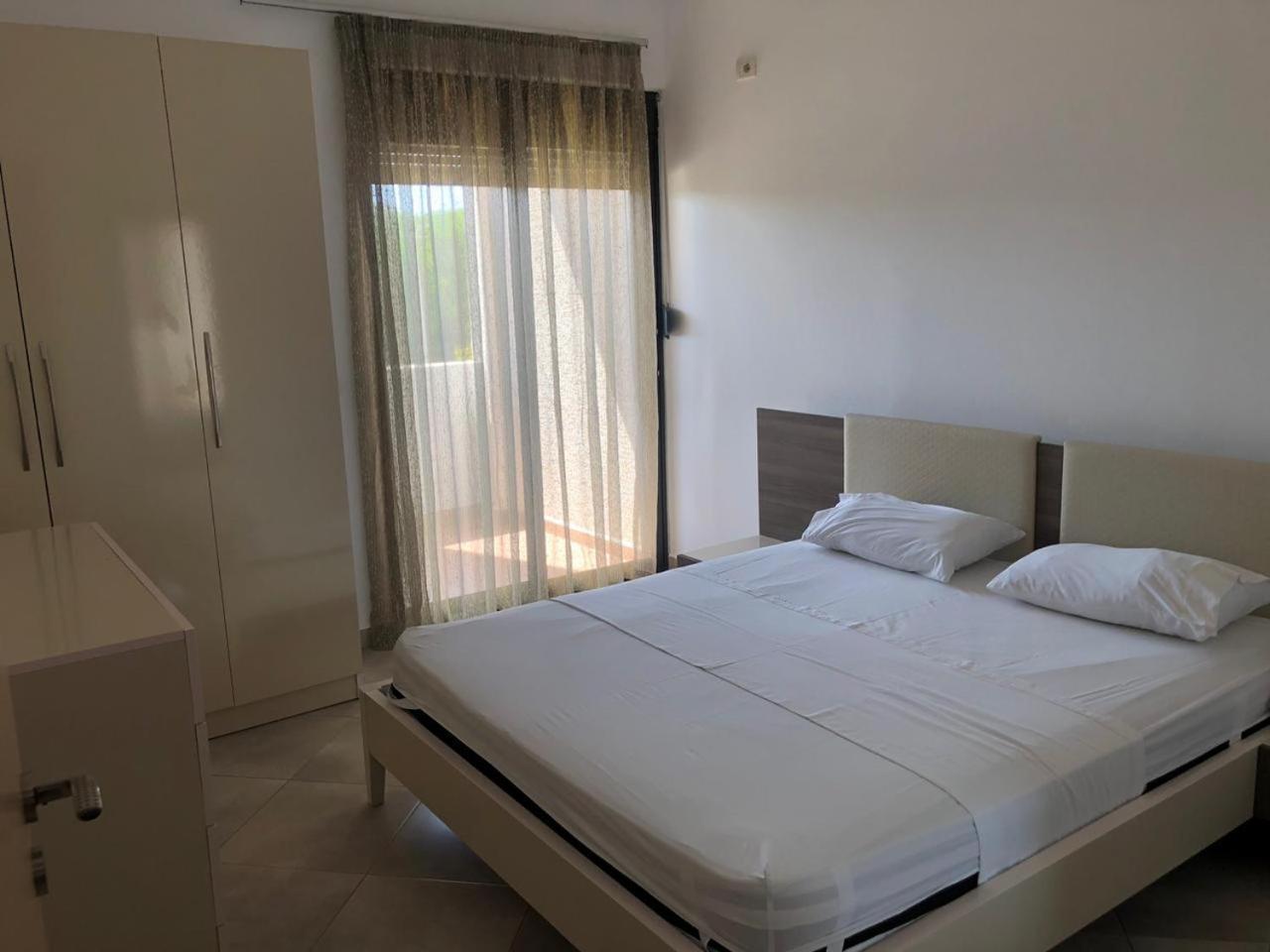 Hotel Fish Land Plazhi San Pietro Exterior foto