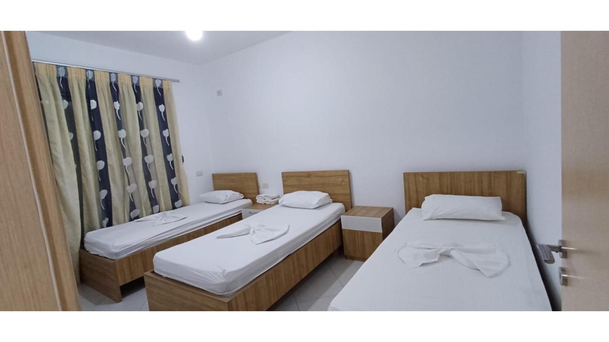 Hotel Fish Land Plazhi San Pietro Exterior foto